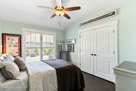 1236 N Caswell Avenue Southport NC 28461