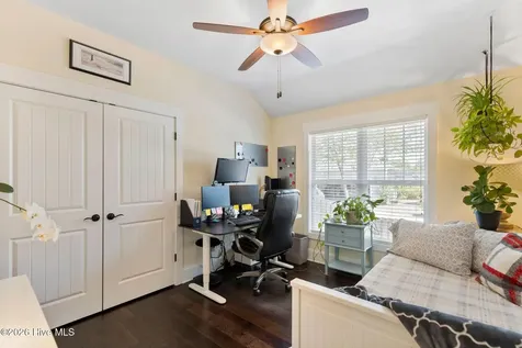 1236 N Caswell Avenue Southport NC 28461