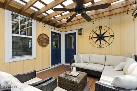 1236 N Caswell Avenue Southport NC 28461