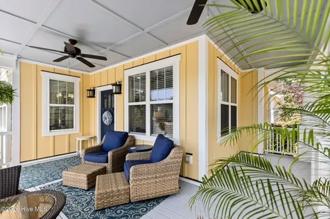 1236 N Caswell Avenue Southport NC 28461