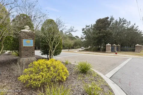 1236 N Caswell Avenue Southport NC 28461