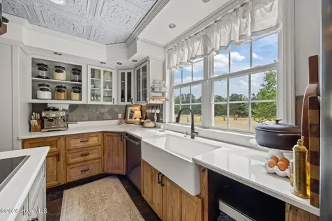 214 Peele Lane Sanford NC 27332