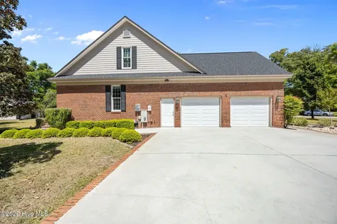 225 Shearwater Drive Hampstead NC 28443