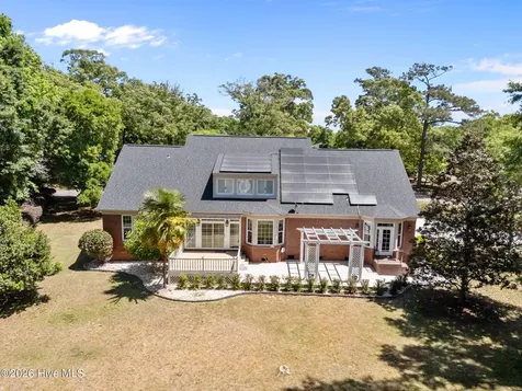 225 Shearwater Drive Hampstead NC 28443
