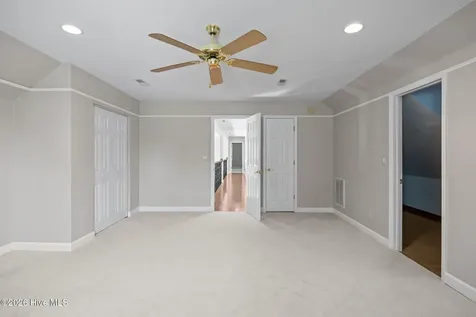 225 Shearwater Drive Hampstead NC 28443