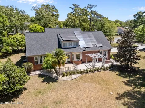 225 Shearwater Drive Hampstead NC 28443