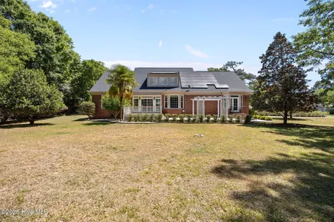 225 Shearwater Drive Hampstead NC 28443