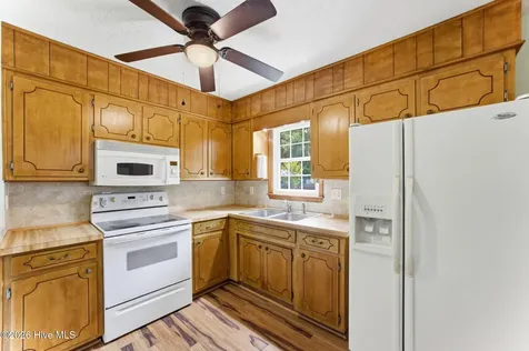 409 Bradford Drive New Bern NC 28560