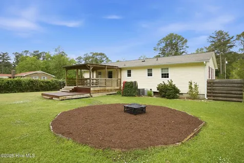 409 Bradford Drive New Bern NC 28560