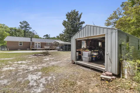 624 Jabbertown Road Southport NC 28461