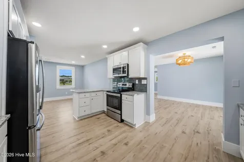1719 Old Folkstone Road Sneads Ferry NC 28460