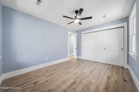 1719 Old Folkstone Road Sneads Ferry NC 28460