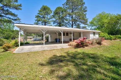 629 Western Avenue Nashville NC 27856