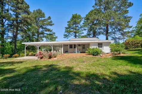 629 Western Avenue Nashville NC 27856