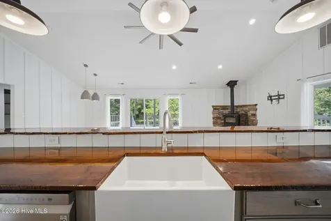614 Cape Fear Drive Burgaw NC 28425