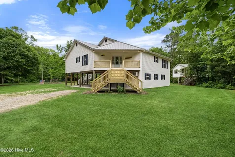 614 Cape Fear Drive Burgaw NC 28425