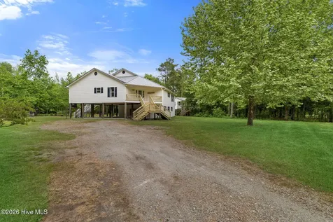614 Cape Fear Drive Burgaw NC 28425