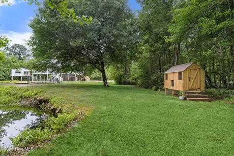 614 Cape Fear Drive Burgaw NC 28425