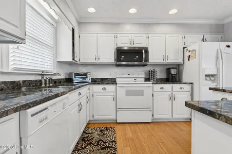 33 Raeford Street Ocean Isle Beach NC 28469