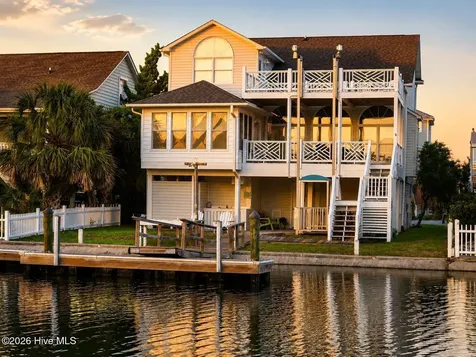 33 Raeford Street Ocean Isle Beach NC 28469