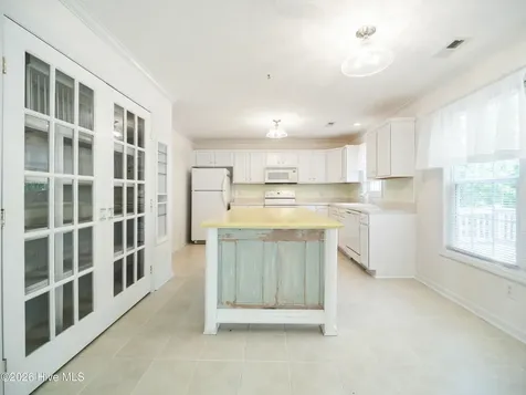 1643 Chadwick Shores Drive Sneads Ferry NC 28460