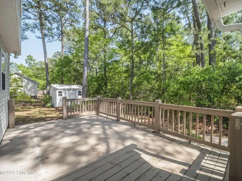 1643 Chadwick Shores Drive Sneads Ferry NC 28460