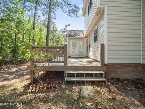 1643 Chadwick Shores Drive Sneads Ferry NC 28460