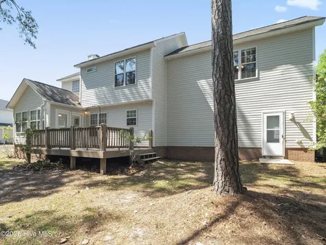 1643 Chadwick Shores Drive Sneads Ferry NC 28460