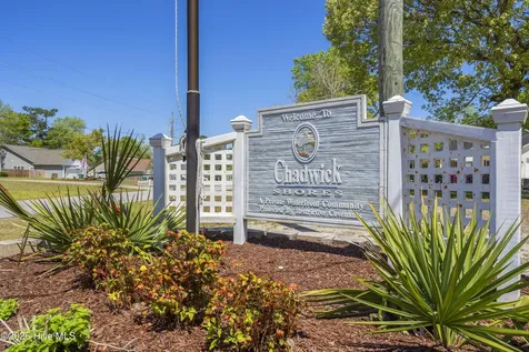 1643 Chadwick Shores Drive Sneads Ferry NC 28460