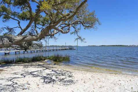 1643 Chadwick Shores Drive Sneads Ferry NC 28460