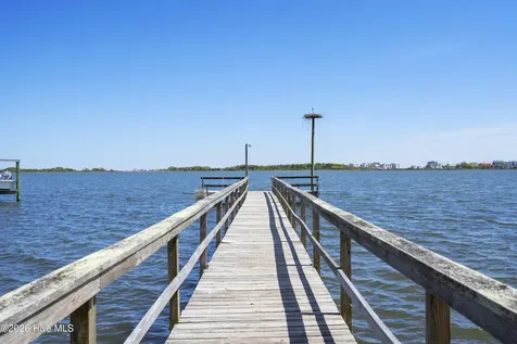 1643 Chadwick Shores Drive Sneads Ferry NC 28460