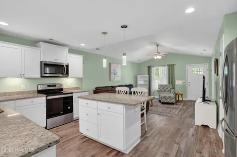 206 NE 76th Street Oak Island NC 28465