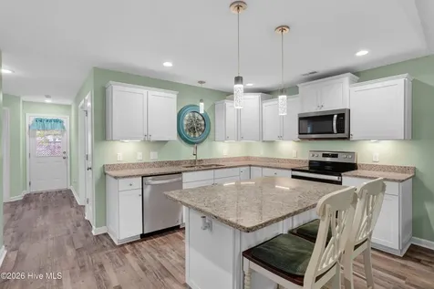 206 NE 76th Street Oak Island NC 28465