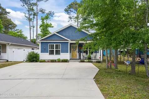 206 NE 76th Street Oak Island NC 28465