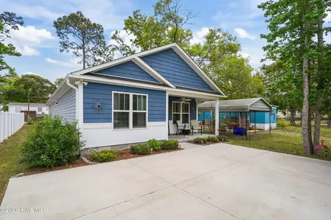 206 NE 76th Street Oak Island NC 28465