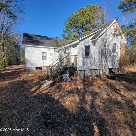 2105 Nc Highway 53 E Burgaw NC 28425
