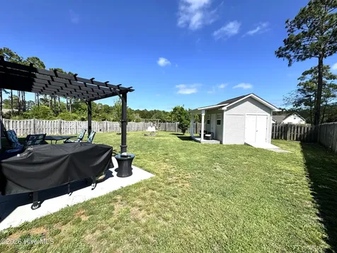 418 Amaryllis Lane Holly Ridge NC 28445