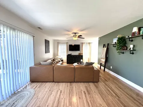 418 Amaryllis Lane Holly Ridge NC 28445