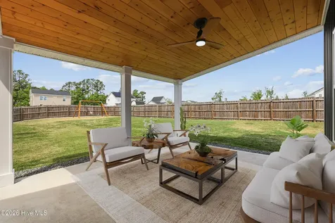 174 Tanglewood Court Hampstead NC 28443