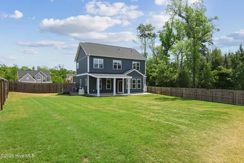 174 Tanglewood Court Hampstead NC 28443