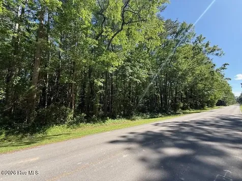 203 N Ridge Road New Bern NC 28560