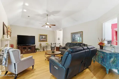 410 Whitebridge Road Hampstead NC 28443