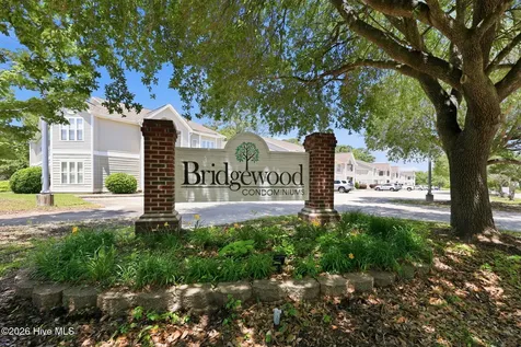 413 Commerce Avenue Morehead City NC 28557