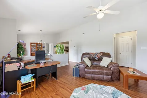 413 Commerce Avenue Morehead City NC 28557