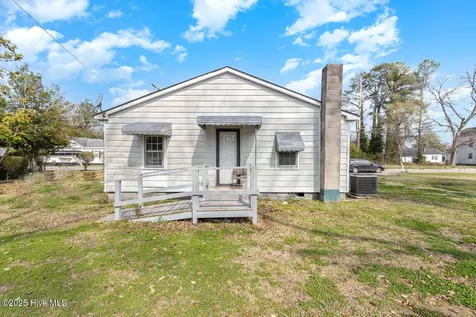 4355 Wallace Street Farmville NC 27828