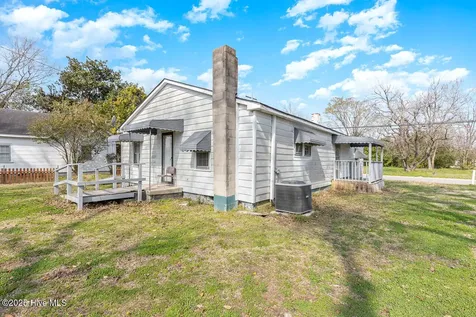 4355 Wallace Street Farmville NC 27828