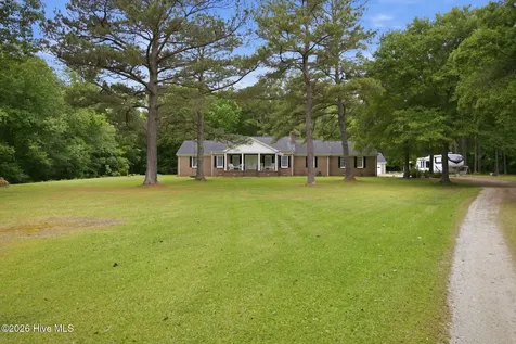 8678 Joe Brown Highway S Clarendon NC 28432
