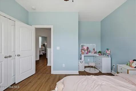 5008 Laurenbridge Lane Wilmington NC 28409