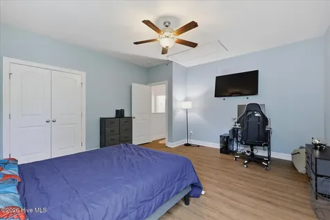 5008 Laurenbridge Lane Wilmington NC 28409