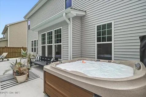 5008 Laurenbridge Lane Wilmington NC 28409